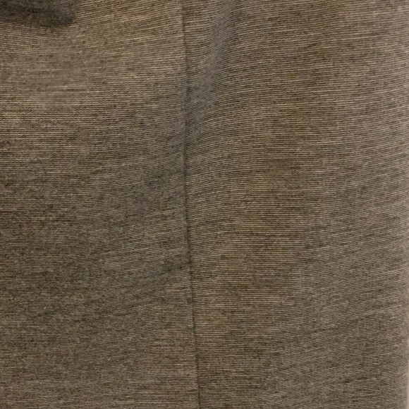 CAbi Mid-Rise Newport Gray Slim Leg Ponte Pants Side Zip faux back pockets - Picture 5 of 6